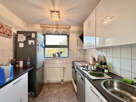 Helle 3-Zimmer-Wohnung mit guter Aufteilung & großem Balkon in zentrumsnaher Lage - Photo 4