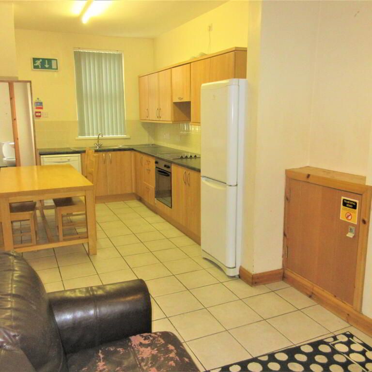 All Bedrooms Upstairs, 45 Agincourt Avenue, University Quarter, Belfast, BT7 1QA - Photo 1