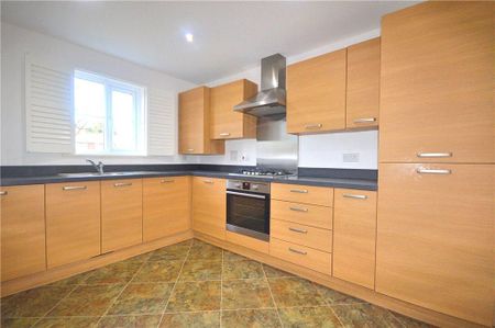 3 bedroom semi-detached house to rent - Photo 5