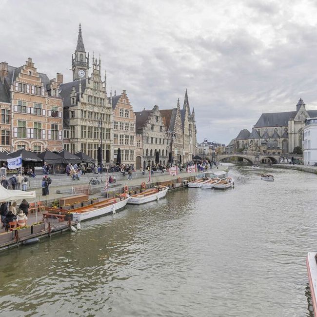 Woning te huur in Gent voor € 5.000 met 3 slaapkamers - Foto 1