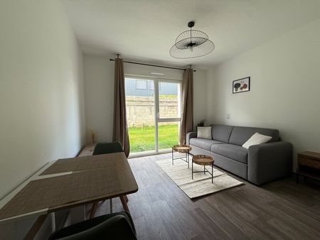 Location Appartement 1 pièce 20m² FRANQUEVILLE ST PIERRE 76520 - Photo 2
