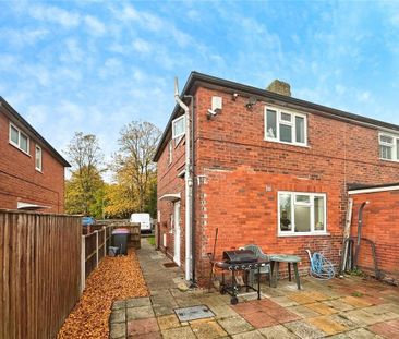 2 bedroom semi-detached house to rent - Photo 5