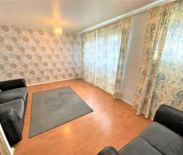 Throckmorton Road, Canning Town, E16 - Photo 2