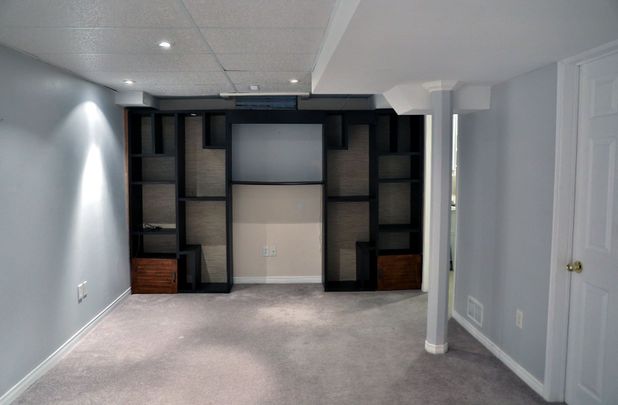 For Lease - 120 Long Point Drive, Richmond Hill, Ontario - Photo 1