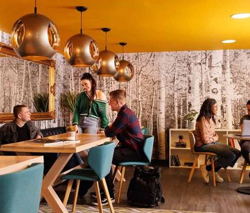 Extra Large Standard Double Ensuite - Photo 5