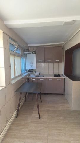 Inchirirez ap 3 camere - Photo 4