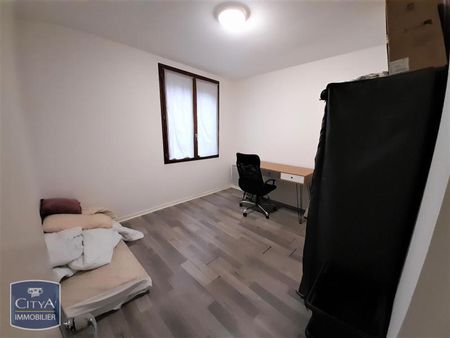 Location Appartement 2 pièces 26m² ANGERS 49100 - Photo 2