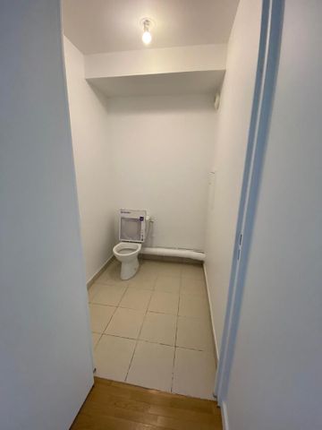 location Appartement T3 DE 67.9m² À CACHAN - Photo 3