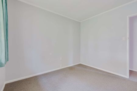 Tidy Four Bedroom - Milson - Photo 3