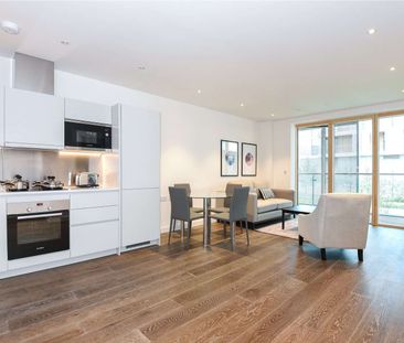 A stunning one bedroom apartment to rent in a highly desirable development in Queens Park. The property is conveniently located a short distance to Queens Park Station. - Photo 1