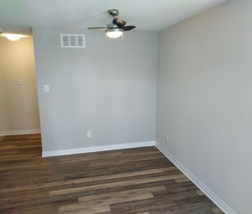 For Lease - 440 Via Verona Avenue Unit# D, Barrhaven, Ontario - Photo 1