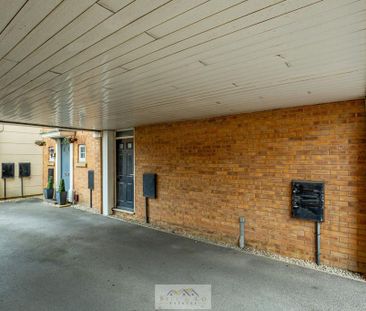 2 bedroom townhouse to rent - Photo 4