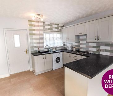 3 bedroom end of terrace house to rent - Photo 4