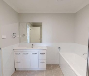 2 Dawn Way, Farley NSW 2320 - Photo 6