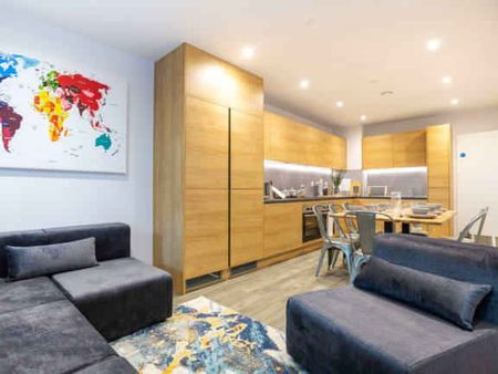 Silver Skyline En Suite - Photo 2