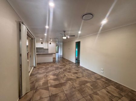 Big Family Home, No Mowing Required! - Photo 3