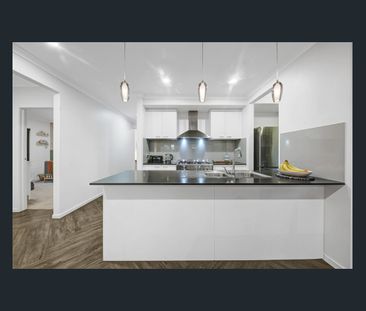 Modern Family Living with Exceptional Outdoor Entertaining - Photo 2