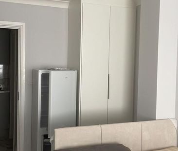 Studio to rent - Photo 6