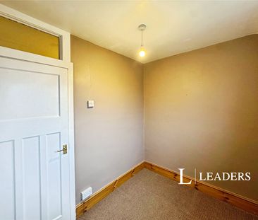 2 bedroom house to rent Evans Street, Crewe, Cheshire, CW1 - Photo 3