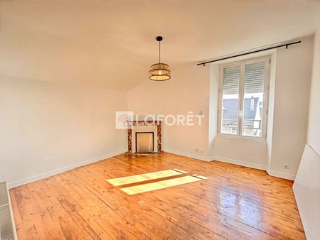 Apartment - Photo 2