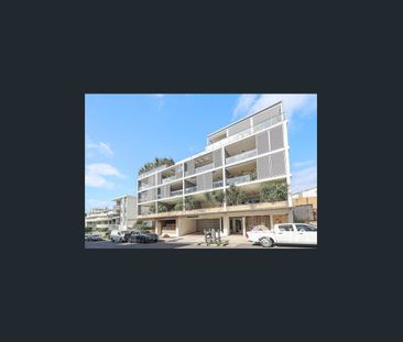 Gorgeous One Bedroom Apartment - Photo 2