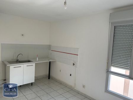 Location Appartement 3 pièces 70m² VILLEFRANCHE SUR SAONE 69400 - Photo 2