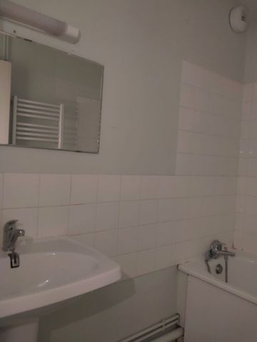 Location Appartement T3, BEAULIEU - Photo 3