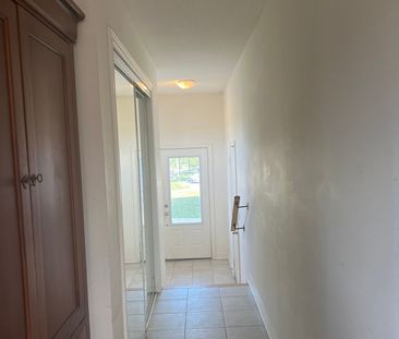 For Lease - 3836 Tufgar Crescent, Burlington, Ontario - Photo 4