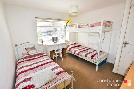 3 bedroom semi-detached house to rent - Photo 2
