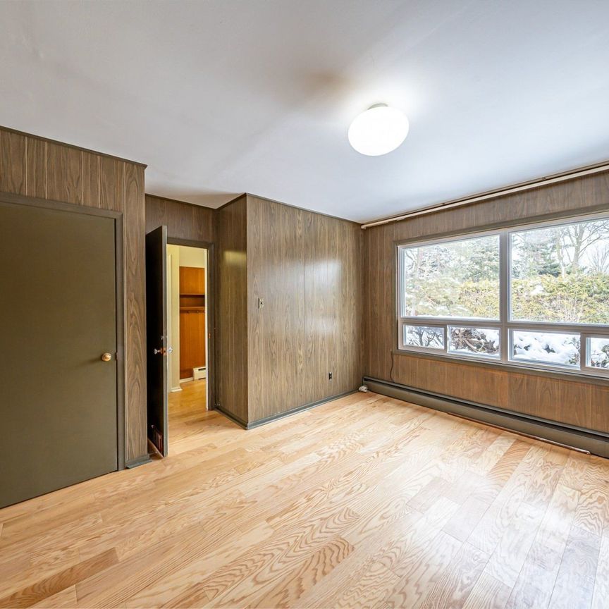 For Lease - 83 Deep Dene Drive Unit# Room, Toronto, Ontario - Photo 1