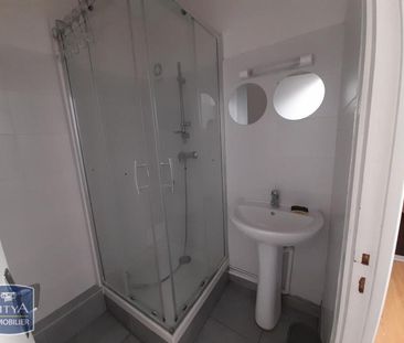 Location Appartement 1 pièce 50m² BOURG EN BRESSE 01000 - Photo 3