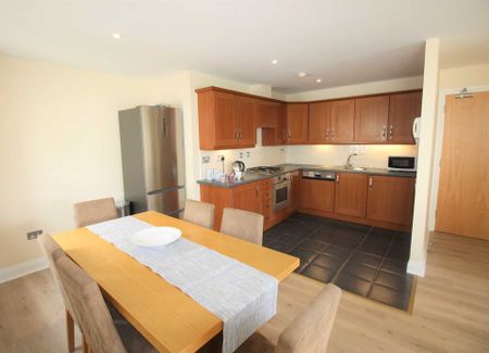 The Genoa, Harty`s Quay, Rochestown - Photo 2