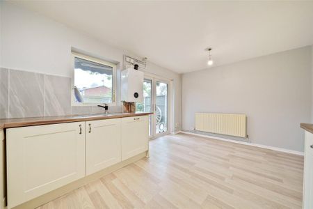 3 bedroom end of terrace house to rent - Photo 5