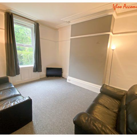 195 Cemetery Road, Sharrow - Photo 1