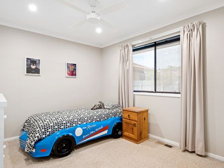 61 Marshall Street, Wodonga VIC 3690 - House For Rent | Domain - Photo 3