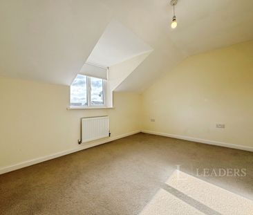 4 bedroom semi-detached to rent Willowcroft Way, Norwich, NR4 - Photo 5