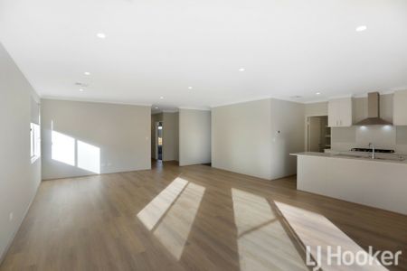 Wow Beach at End of Street! - Ocean Views Front Yard! - Photo 3