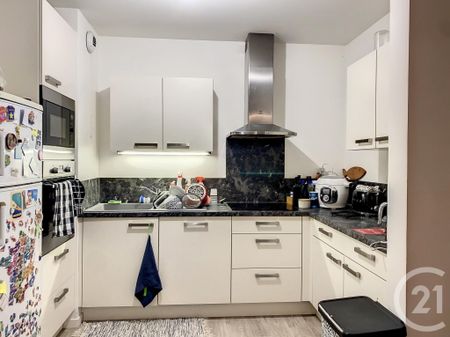 Location Appartement 4 pièces 72m² TROYES 10000 - Photo 4