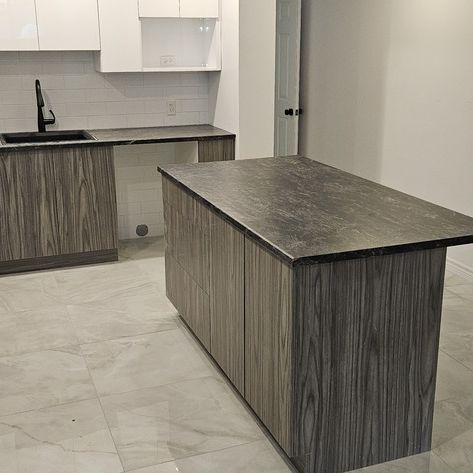 Superbe Grand 3 1/2 Style Condo à Louer - Photo 1