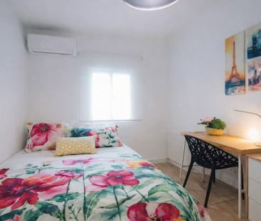 Calle de Arlanza, Madrid, Community of Madrid 28019 - Photo 4