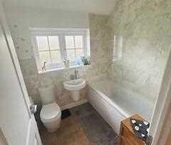 3 bedroom terraced house to rent - Photo 1