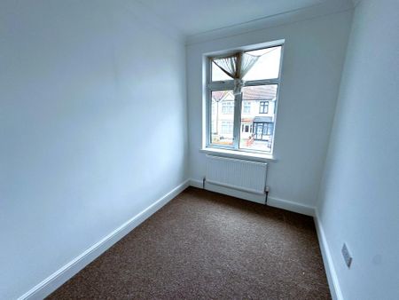 3 bedroom terraced house to rent - Photo 5