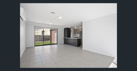 This modern home is waiting for you!! - Photo 2