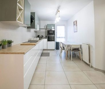 Chambre à louer de 10,38 m2 au dernier étage à Évry Courcouronnes - Photo 4