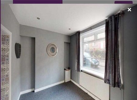 3 bedroom terraced house to rent - Photo 5