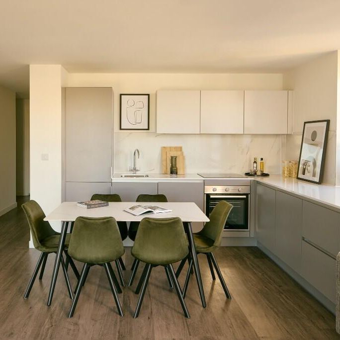 3 bedroom apartment to rent - Photo 1