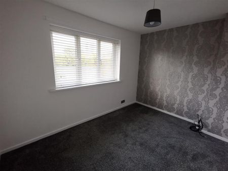 2 bedroom semi-detached house to rent - Photo 2