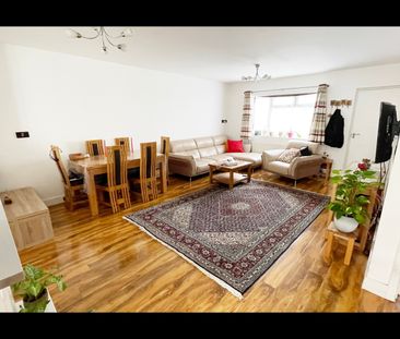 2 Bed Bungalow, The Vale, N10 - Photo 2