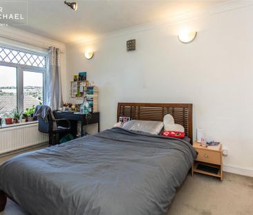 4 bedroom bungalow to rent - Photo 5