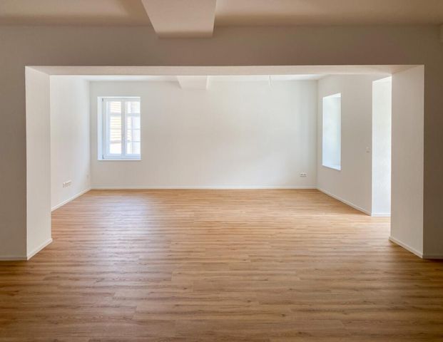 Historischer Charme trifft modernen Mietkomfort! 3,5-Zimmer-Wohnung: Erstbezug nach Sanierung - Foto 1